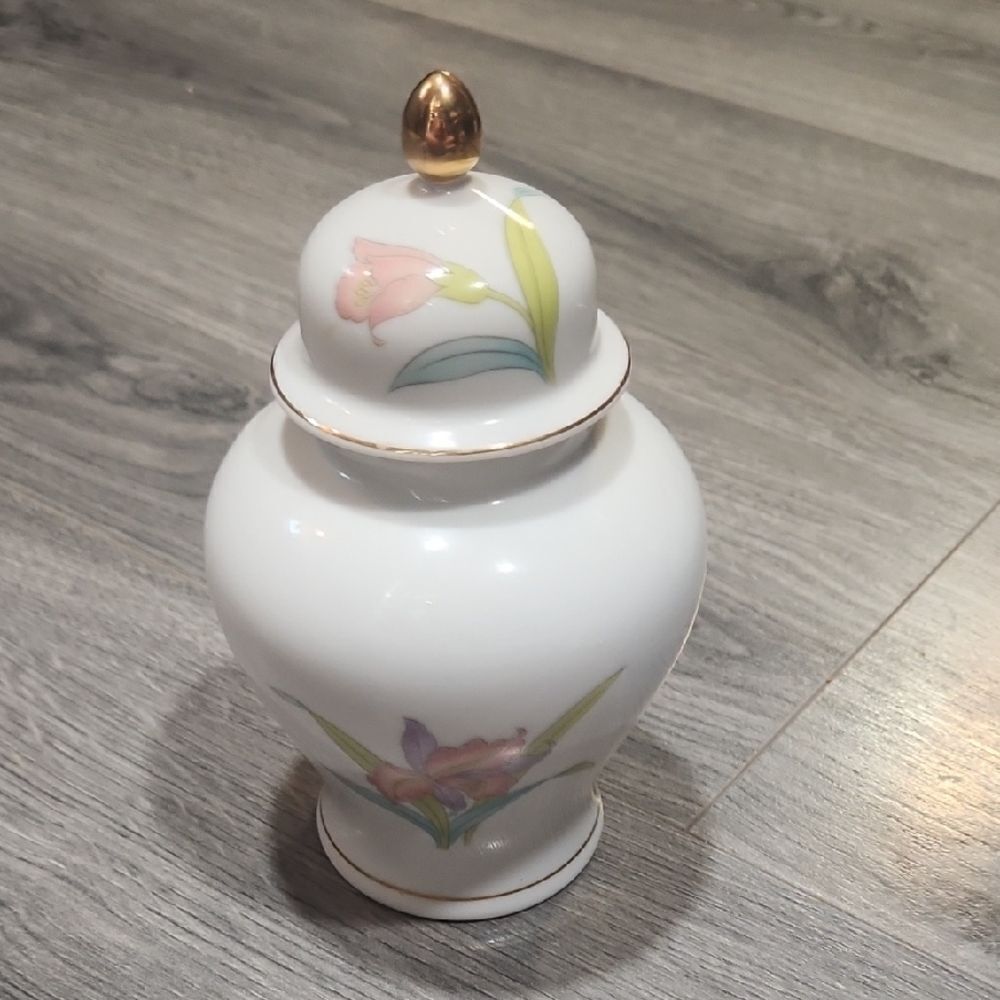 Vintage Otegri Orchid Mist Ginger Jar